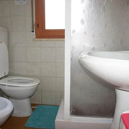 アパート App. Con Piscina Condominiale Ginestrino B24